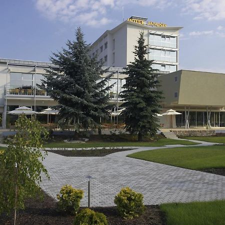 Hotel Janosik Liptovský Mikuláš Exterior foto