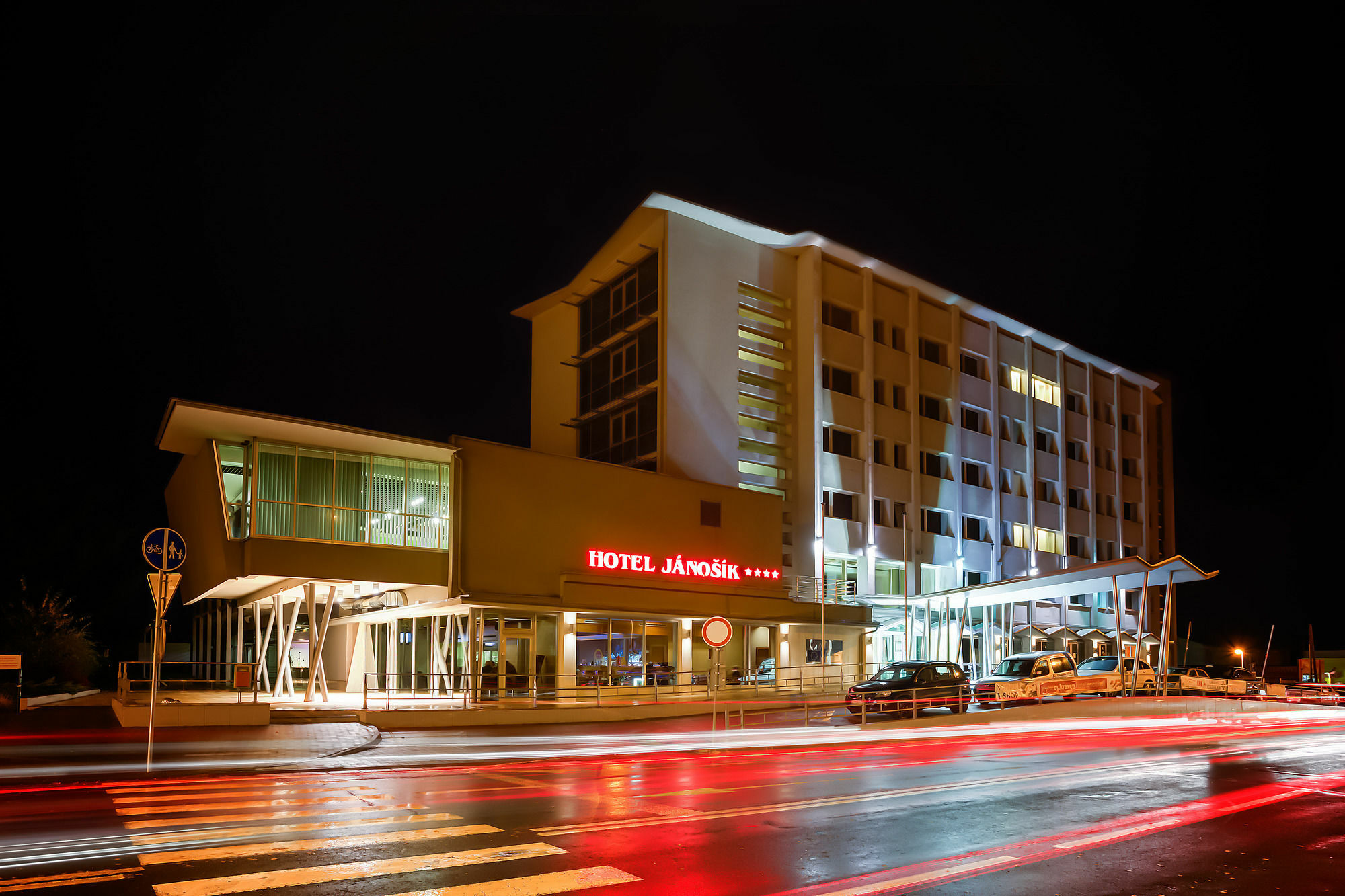 Hotel Janosik Liptovský Mikuláš Exterior foto